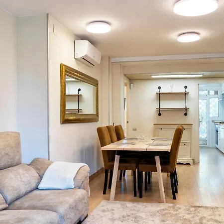 Blue Chill Apartment *